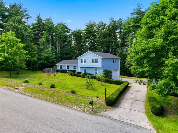 7 Twin Street, Windham, NH 03087