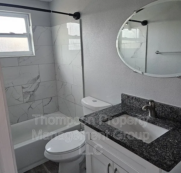 9415 Grandfield Rd — Photo 4