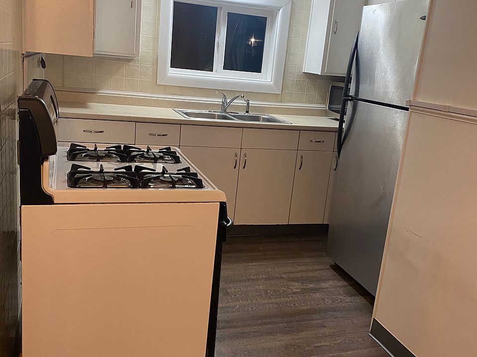 1st image of 4227 S Park Ave
