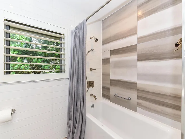 880 Hickory Ter — Photo 24