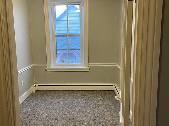 2nd floor bedroom