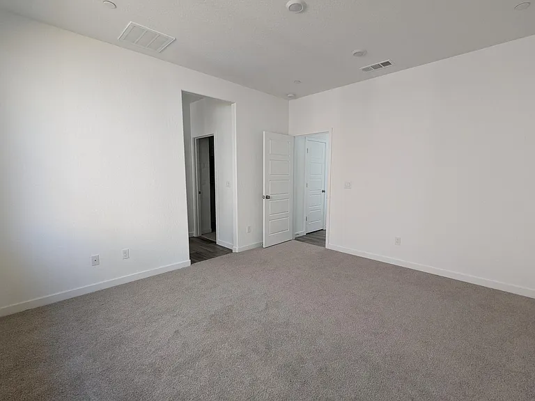 7053 E Homan Ave — Photo 14