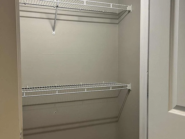 130 Locust St #8 — Photo 7