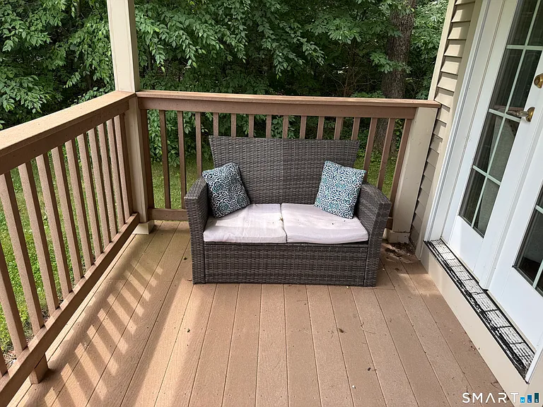 405 Washington Dr — Photo 21
