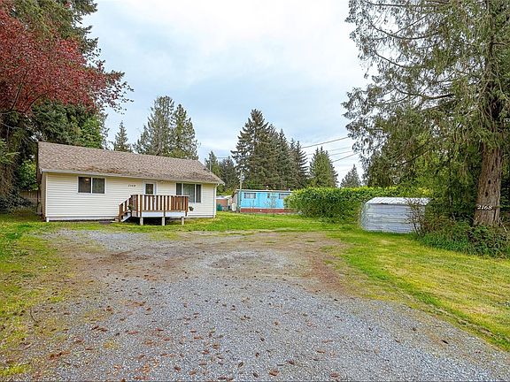3rd image of 2168 Yellow Point Rd