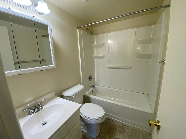 Landover Apartments — Photo 35
