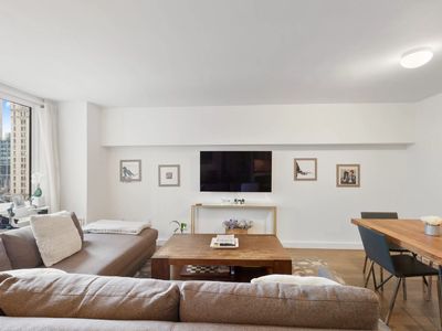225 Rector Pl APT 9T, New York, NY, 10280