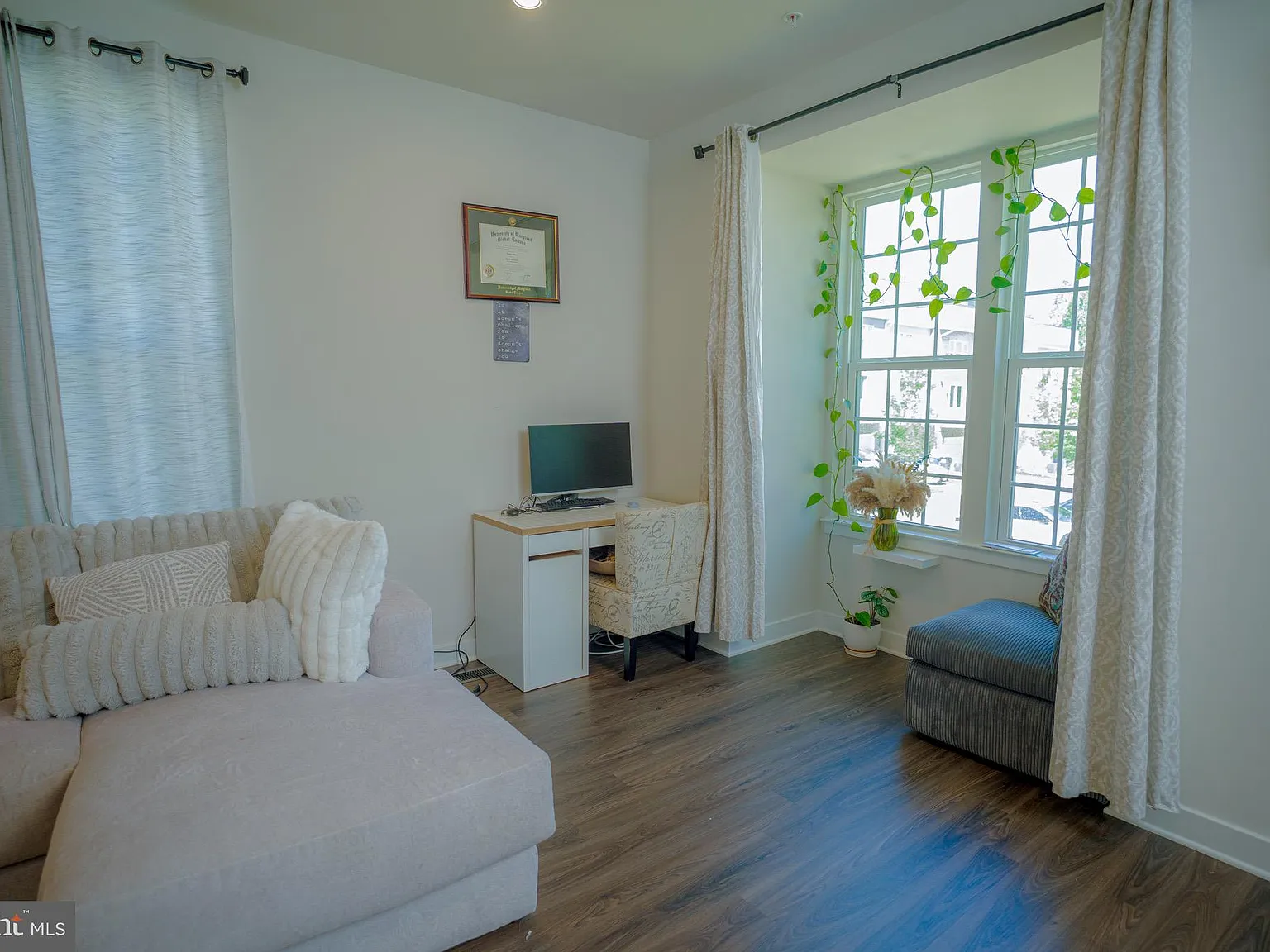 4 bed, 5.0 bath, 2536 sqft, $4,000 — Photo 4