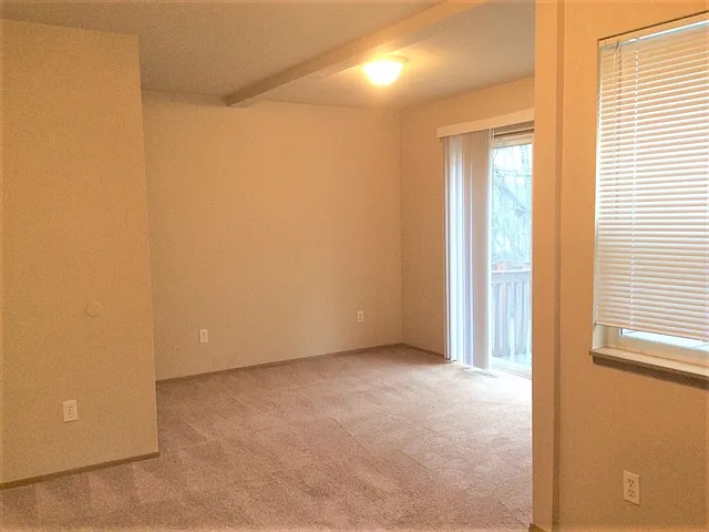 3 bed, 2.5 bath, 1499 sqft, $2,655 — Photo 4