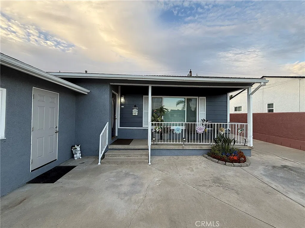 3 bed, 1323 sqft, $4,000 — Photo 3