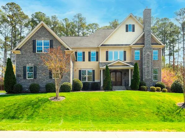 4021 Piney Gap Dr, Cary, NC 27519