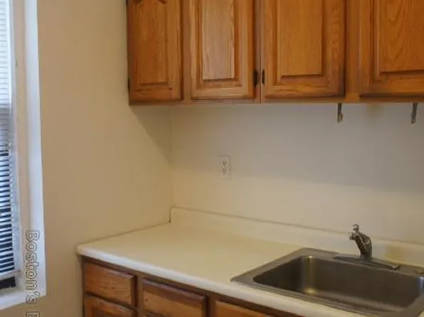 31 Saint Lukes Rd, Boston, MA