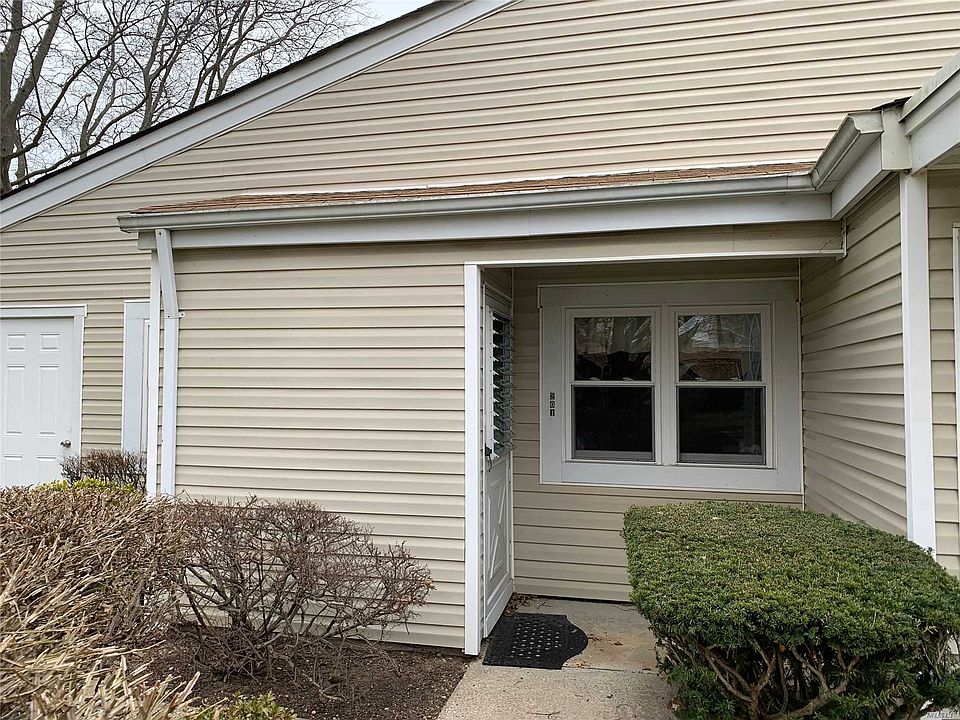 1st image of 201 Cabot Ct S