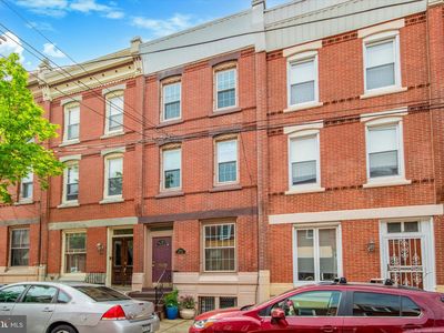 2710 Brown St, Philadelphia, PA, 19130