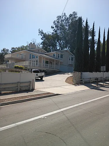 5585 Mountain View Ave Photo 1
