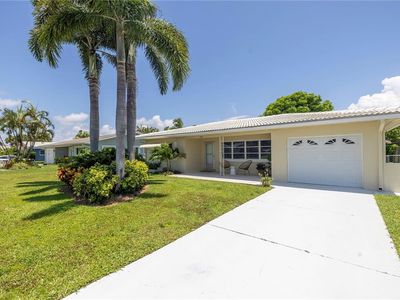 10115 4th St E, Treasure Island, FL, 33706