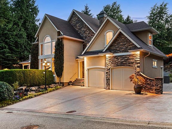 3rd image of 9953 Stonegate Pl