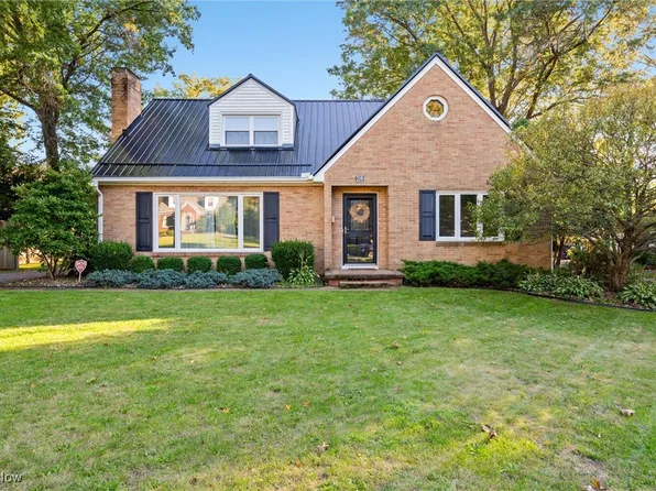 219 Wolcott Dr, Youngstown, OH 44512