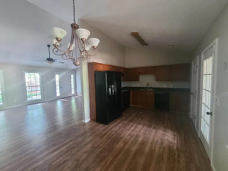 127 Welcome Wood Dr — Photo 24