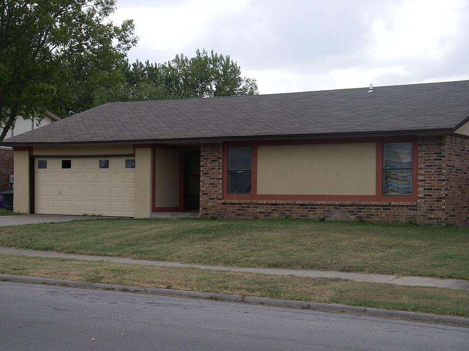 GREAT STARTER HOME!