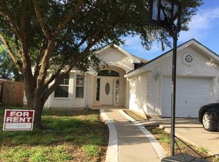 813 Hummingbird Ave, Pharr, TX 78577