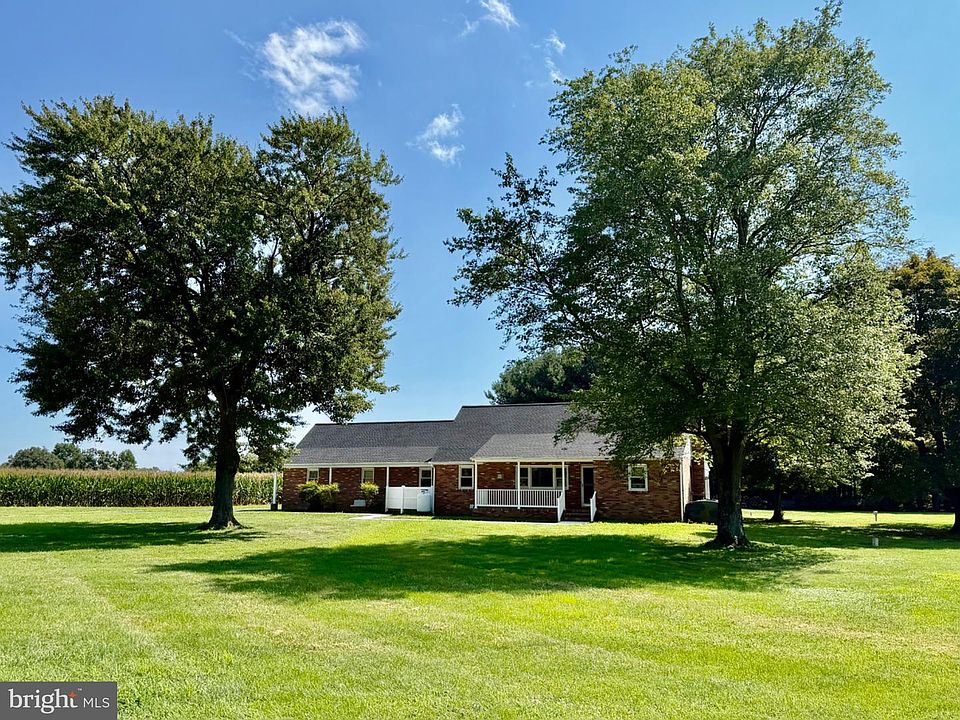 1st image of 746 Hope Rd