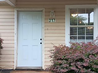 317 E Broadway St, Griffin, GA 30223