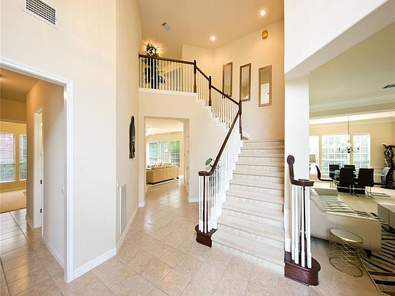 3rd image of 10500 Canyon Vista Way