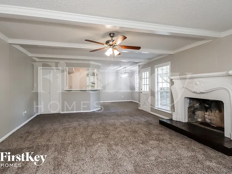 1702 Corral Dr — Photo 7