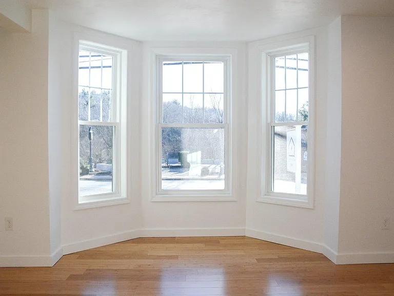 548 Main St #1 — Photo 2