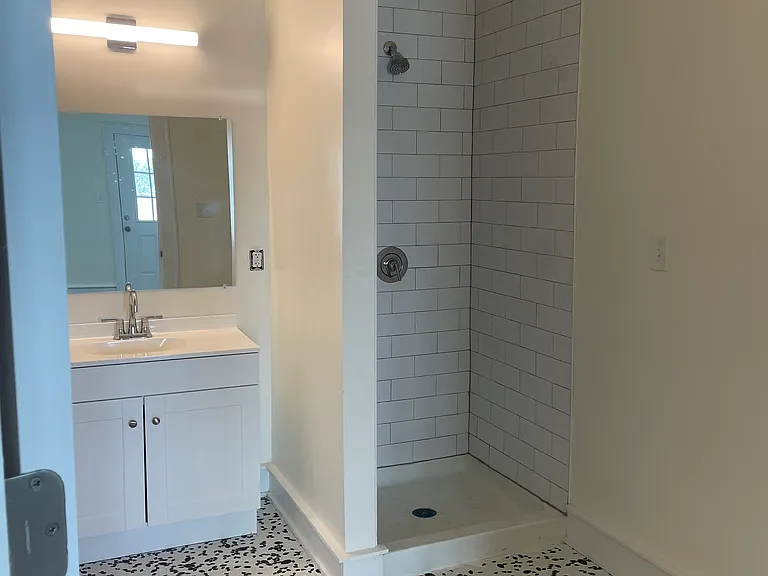 329 N Derbigny St #329 — Photo 12