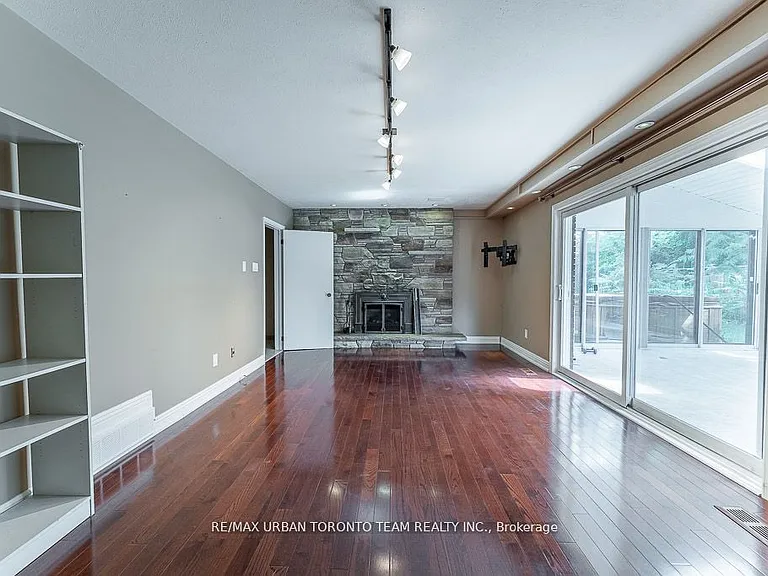 35 Brumwell St — Photo 15