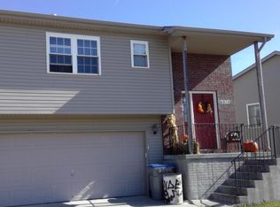 6856 Whitewater Ln, Lincoln, NE 68521