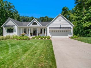 3505 Owen Dr, Cedar Springs, MI