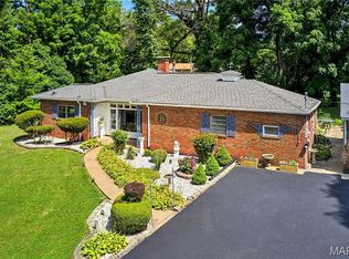 351 N 66th St, Belleville, IL 62223