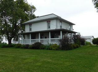 956 Bingham Rd, Steward, IL 60553