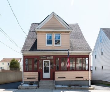19 K K Ter, Everett, MA, 02149