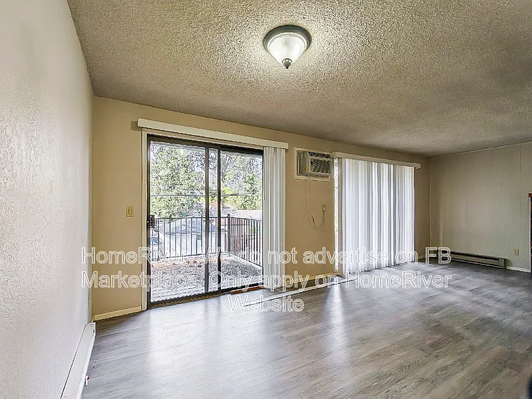 1225 E 29th Ave — Photo 4