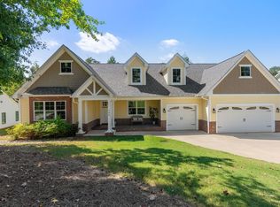 104 Pinelands Pl, Travelers Rest, SC 29690