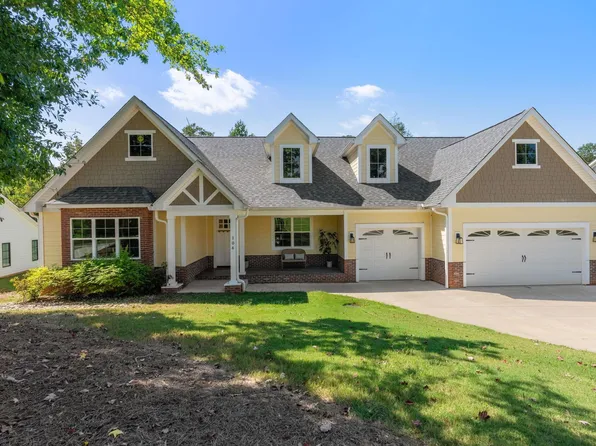 104 Pinelands Pl, Travelers Rest, SC 29690