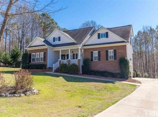 91 Eagle Pointe Ln, Clayton, NC 27520
