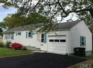 481 Welchs Point Rd, Milford, CT 06460