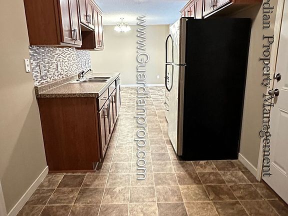 5th image of 9977 Vera Cruz Ln N