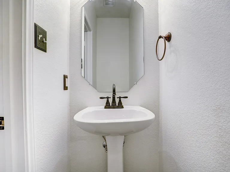 14608 Walt Whitman Trl #B — Photo 7