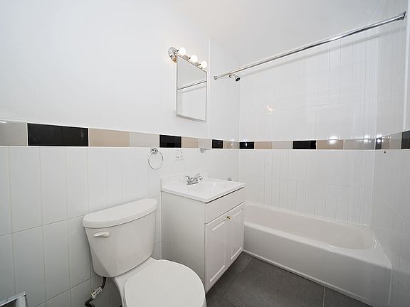 4th image of 230 Troutman St APT 2B