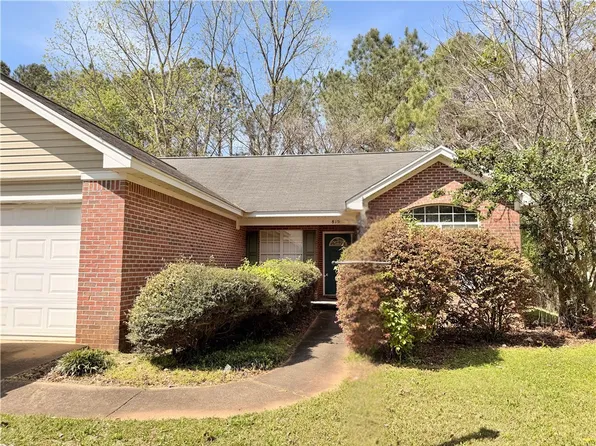 815 Greenwood Dr, Auburn, AL 36832