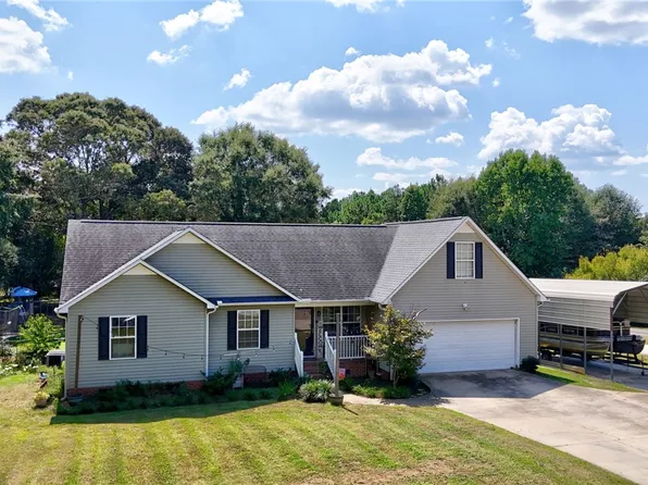 247 Clardy Rd, Pelzer, SC 29669