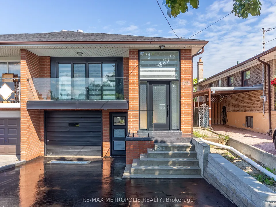 62 Davelayne Rd #UPPER