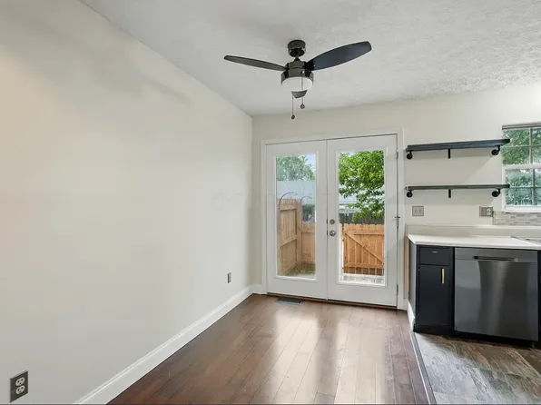 7871 Meadowhaven Blvd, Columbus, OH 43235