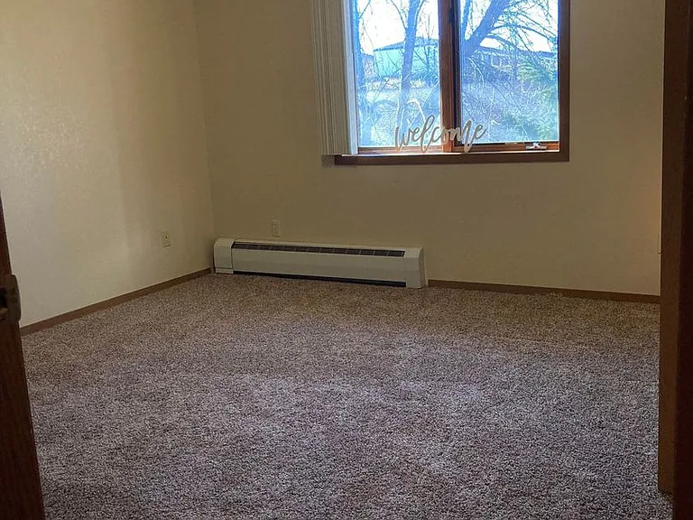 Capitol Apartments — Photo 12